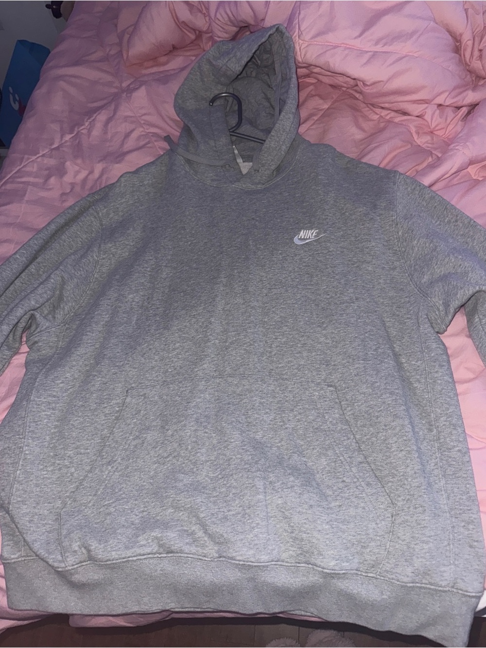 Nike Men’s Gray Crewneck Hoodie